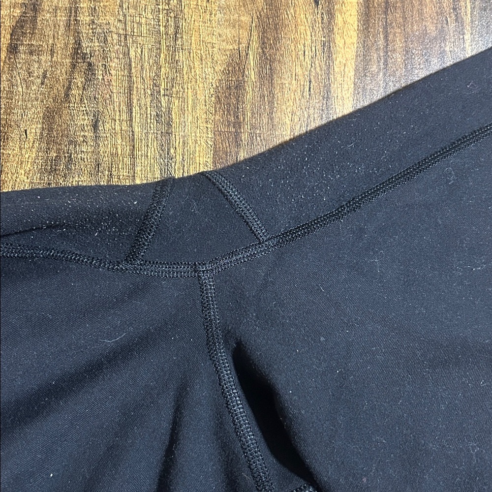 Lululemon Athletica Midnight Black Leggings - Picture 6 of 6